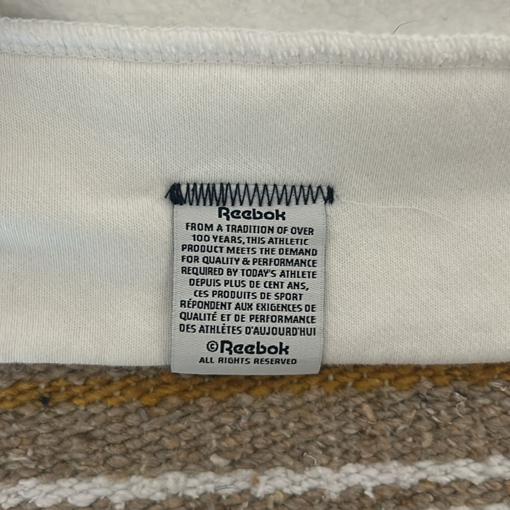 Reebok Classic Sweatshirt - Picture 7 of 9